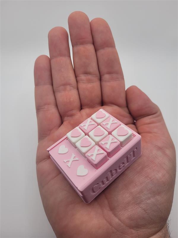 Pocket Tic Tac Toe (Valentine's Edition)
